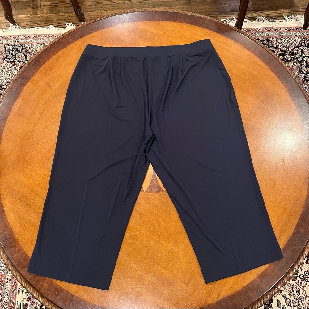 NEW Talbots Woman Stretch Cropped Wide‎ Leg Pull-On Pant Navy 3X Plus Size - Picture 3 of 15